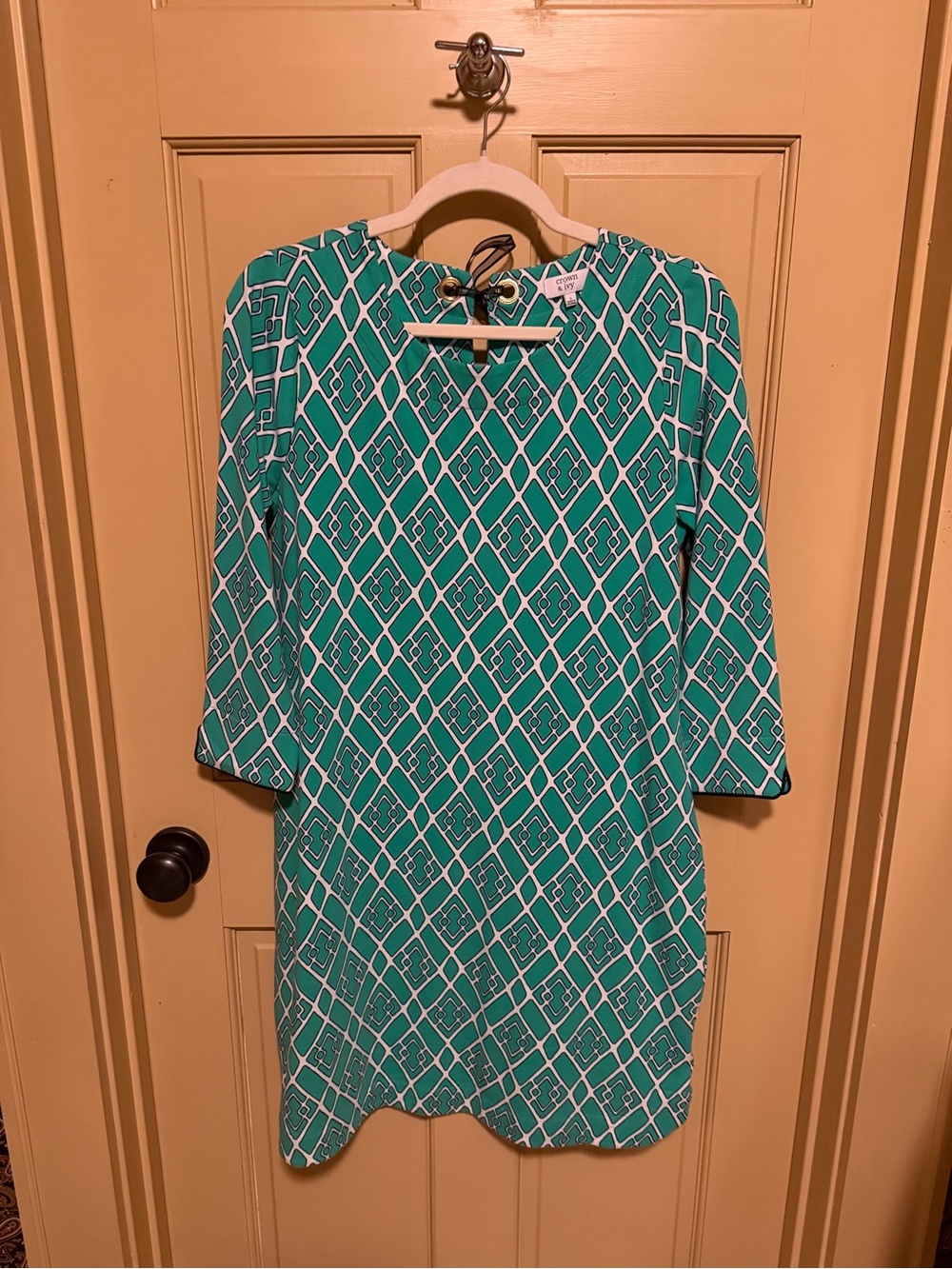 crown & ivy Teal and White Geometric Shift Dress